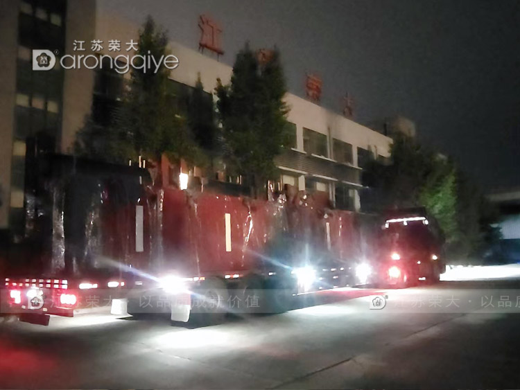 安徽智能候车亭装车完成